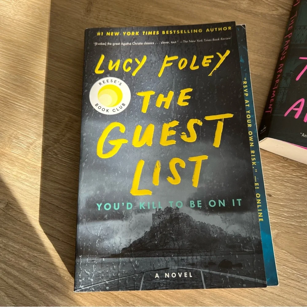 Lucy Foley Thriller Bundle 3 PB The Guest List Hunting Party Paris Apt - Picture 3 of 12